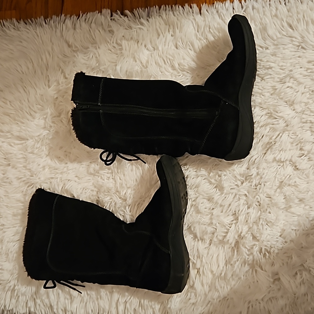 Naturalizer Suede boot